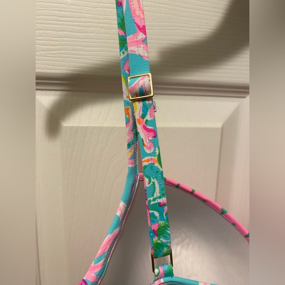 🌸Lilly Pulitzer Palma Swimsuit in Surf Blue So Shellegant •14 - Picture 9 of 16